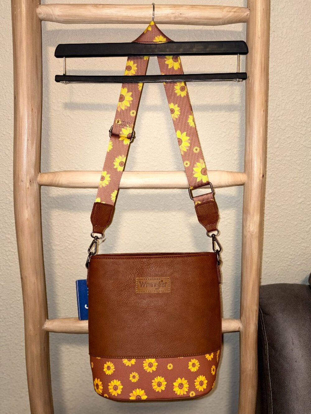 Wrangler Sunflower Crossbody Bag Brown Faux Leather Floral Strap Western NWT